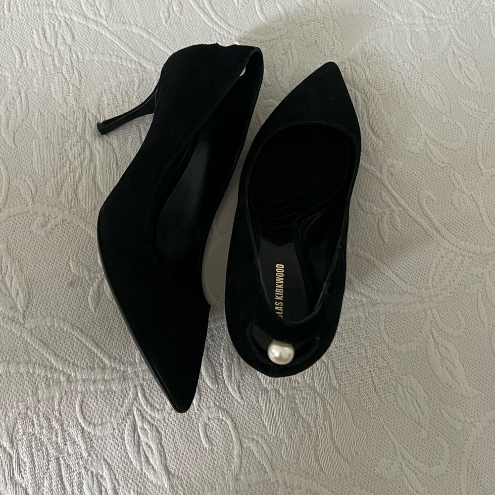 Nicholas Kirkwood Black Suede Pumps with Pearl Heel EU 38.5 US 7-7.5